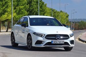 Mercedes-A-250-e-Sedan-(7)