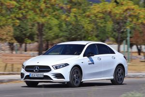 Mercedes-A-250-e-Sedan-(8)