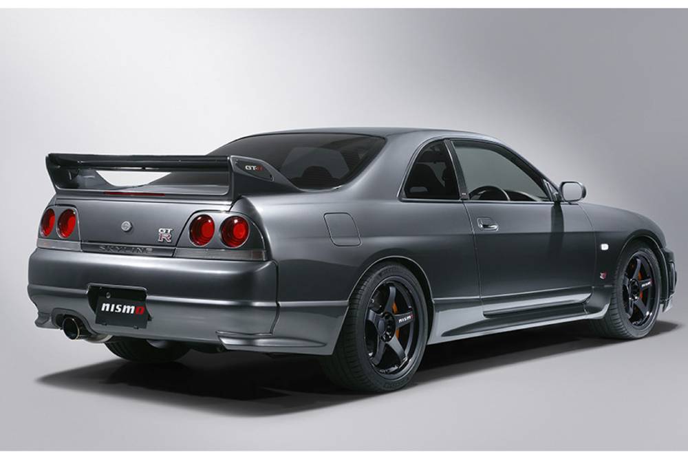https://autogreeknews.gr/wp-content/uploads/2021/12/Nismo-Nissan-Skyline-Exhaust-6.jpg