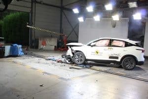 Nissan-Qashqai-2021-Crash-tests-(4)