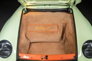 Porsche-911-Turbo-S-Kuwait-25