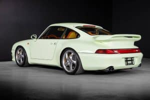 Porsche-911-Turbo-S-Kuwait-7
