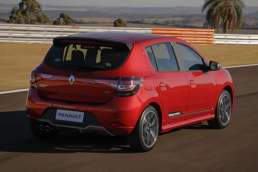 https://autogreeknews.gr/wp-content/uploads/2021/12/Renault-Sandero-RS-5.jpg