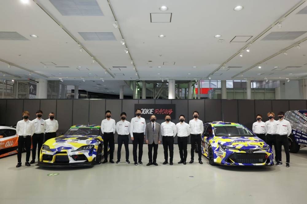 https://autogreeknews.gr/wp-content/uploads/2021/12/Toyota-Gazoo-Racing-Press-Conference-2021-8.jpg