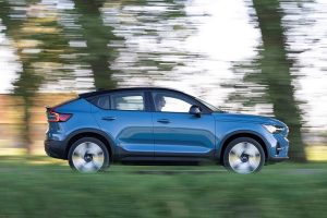 Volvo-C40-Recharge-(2)