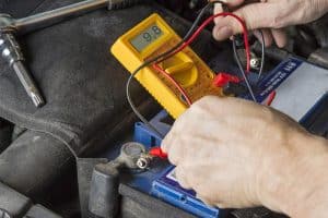 car-battery-polymetro