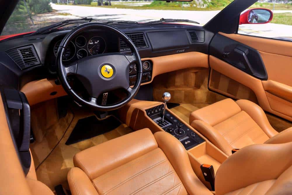 https://autogreeknews.gr/wp-content/uploads/2021/12/ferrari_f355_gts_29.jpg