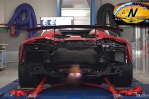 lamborghini-aventador-sv-on-dyno
