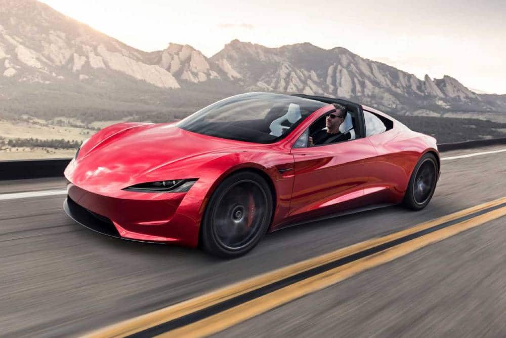 https://autogreeknews.gr/wp-content/uploads/2021/12/tesla-roadster-2.jpg