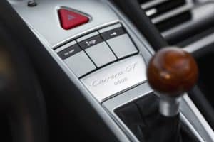 2005-Porsche-Carrera-GT-4