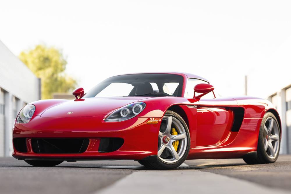 https://autogreeknews.gr/wp-content/uploads/2022/01/2005-Porsche-Carrera-GT-record-auction-3.jpg