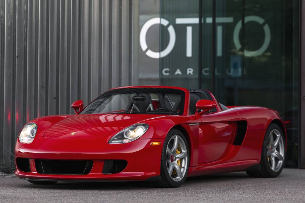 https://autogreeknews.gr/wp-content/uploads/2022/01/2005-Porsche-Carrera-GT-record-auction-6.jpg