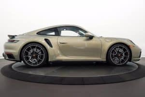 2021-Porsche-911-Turbo-S-Dealer-18