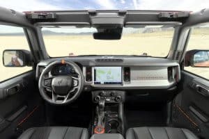 2022-Ford-Bronco-Raptor_-Black-Onyx_01-Copy