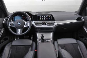 BMW-330e-2021-(17)