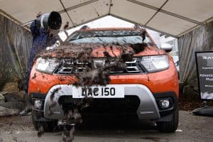 Dacia-mud-wash-(1)
