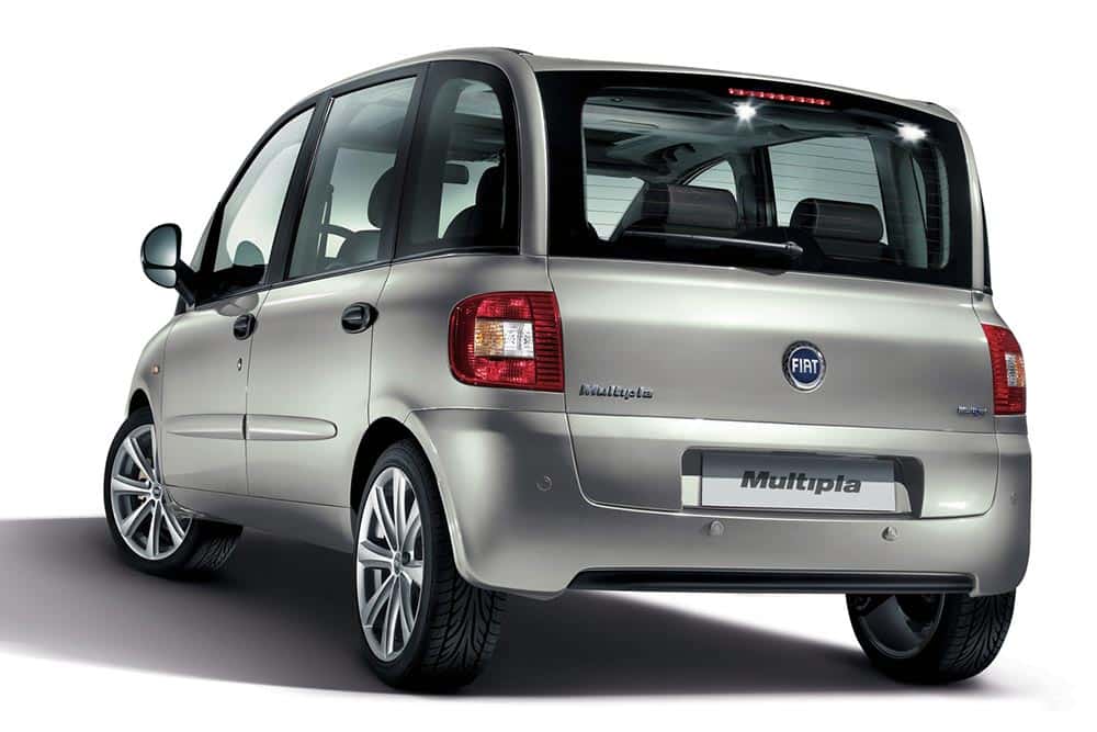 https://autogreeknews.gr/wp-content/uploads/2022/01/Fiat-Multipla-9.jpg