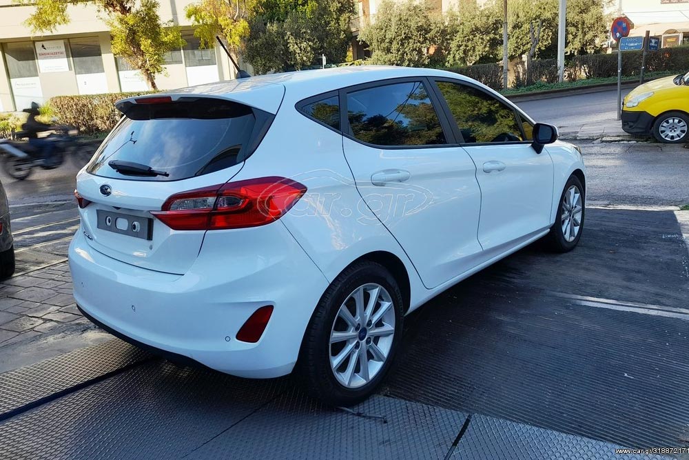 https://autogreeknews.gr/wp-content/uploads/2022/01/Ford-Fiesta-1.5-Diesel-2018-Car-Center-7.jpg