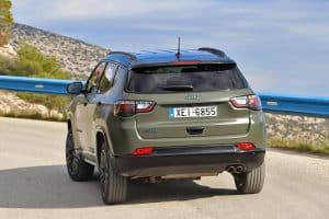 Jeep Compass 4xe 240 HP (3)