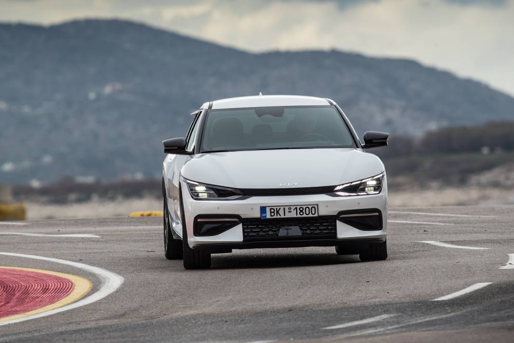 https://autogreeknews.gr/wp-content/uploads/2022/01/KIA-EV6_00217.jpg