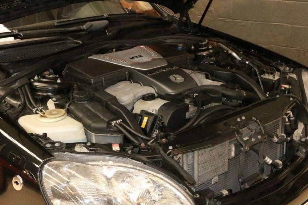 https://autogreeknews.gr/wp-content/uploads/2022/01/Mercedes-Benz_S_63_AMG_W220_ex-belgian-king_for-sale-2-1.jpg