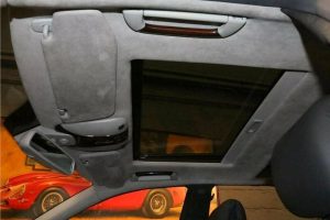 Mercedes-Benz_S_63_AMG_W220_ex-belgian king_for sale (5)