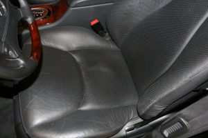 Mercedes-Benz_S_63_AMG_W220_ex-belgian king_for sale (8)