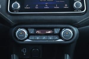 Nissan-Micra-1.0-TCe-92PS-N-Sport-(17)