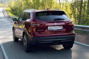 Nissan-Qashqai-Russia-(2)