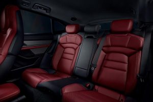 Porsche-Taycan-Sport-Turismo-back-seats