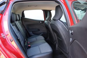 Renault Clio Hybrid (23)