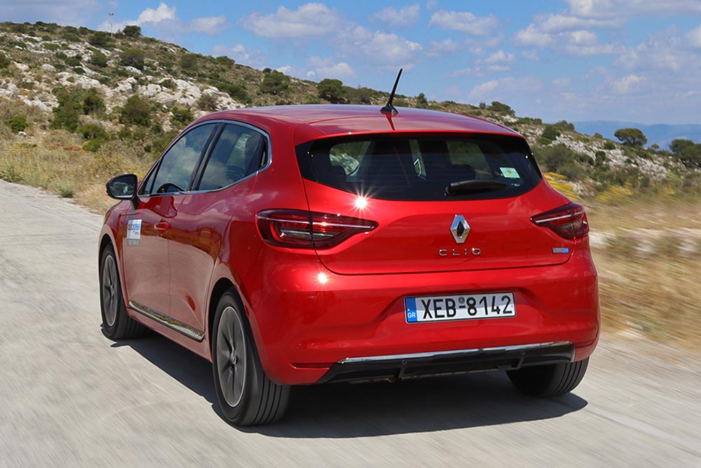 https://autogreeknews.gr/wp-content/uploads/2022/01/Renault-Clio-Hybrid-45.jpg