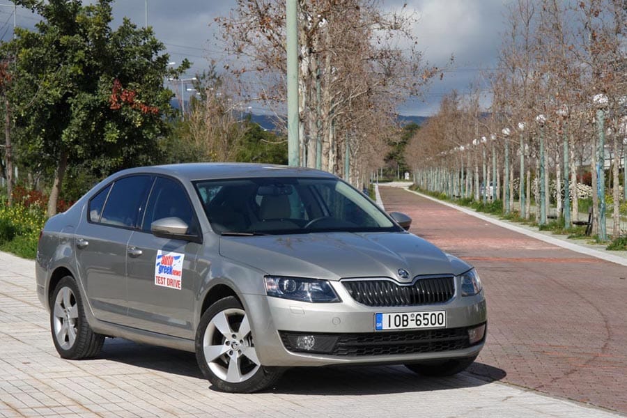 https://autogreeknews.gr/wp-content/uploads/2022/01/Skoda-Octavia-12TSI-1.jpg