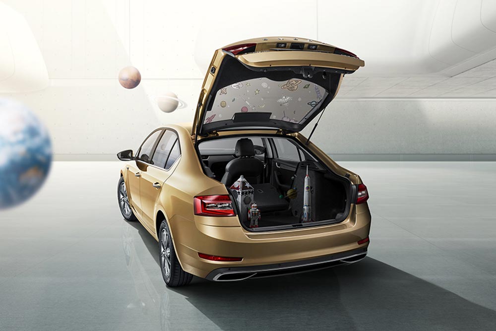 https://autogreeknews.gr/wp-content/uploads/2022/01/Skoda-Octavia-China-luggage.jpg