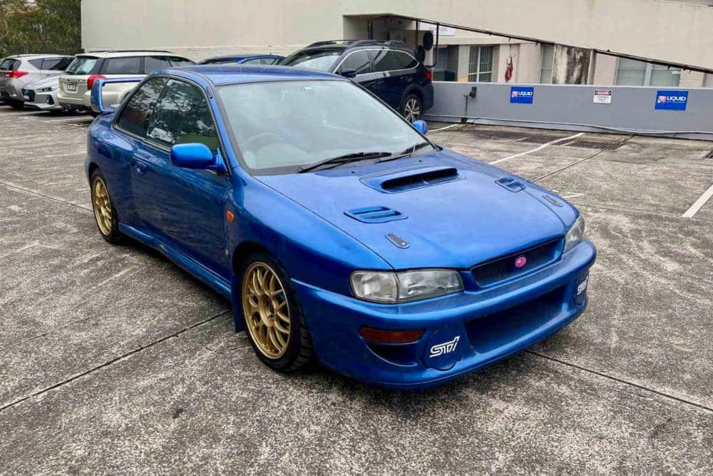 https://autogreeknews.gr/wp-content/uploads/2022/01/Subaru-WRX-STI-22B-3.jpg