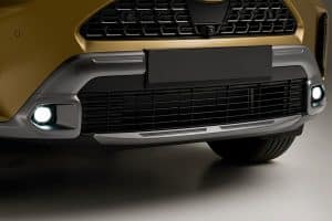 Toyota-Yaris-Cross-Hybrid-grill