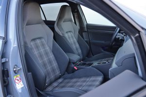 VW Golf GTD 2022 (18)