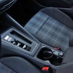 VW Golf GTD consola