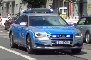 audi a8 police car (1)