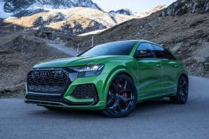 audi-rs-q8-climbs-the-alps