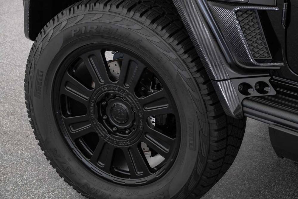 https://autogreeknews.gr/wp-content/uploads/2022/01/brabus-800-adventure-xlp-superblack-16.jpg
