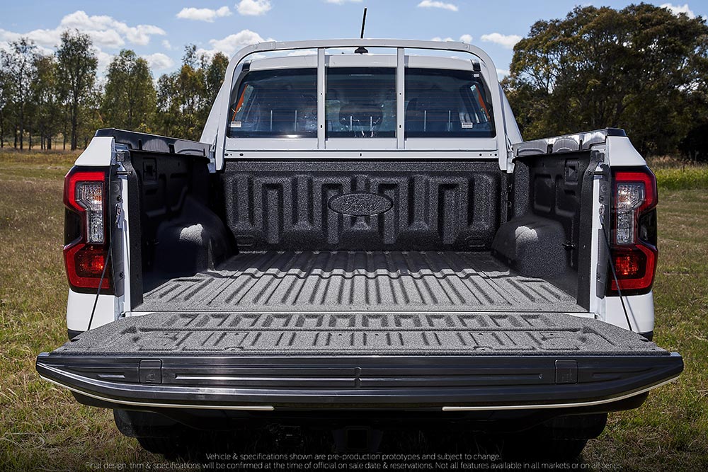 https://autogreeknews.gr/wp-content/uploads/2022/01/ford-ranger-bedliner-1.jpg