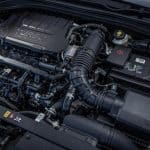 hyundai-i30-1.5THybrid-kinitiras