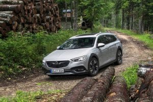 opel insignia country tourer 03 (1)