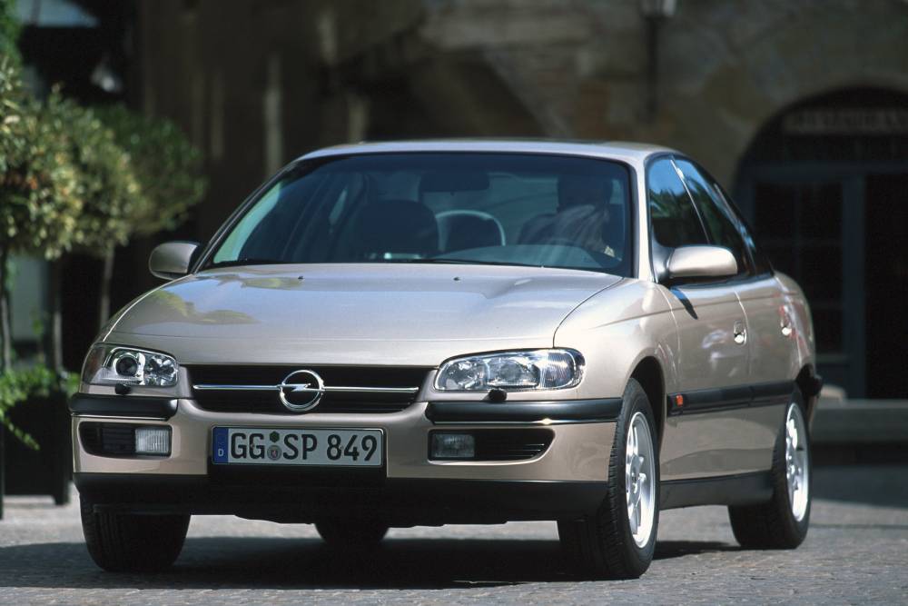 https://autogreeknews.gr/wp-content/uploads/2022/01/opel_omega_16.jpg