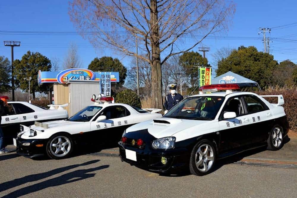 https://autogreeknews.gr/wp-content/uploads/2022/01/police-cars-in-japan-9.jpg