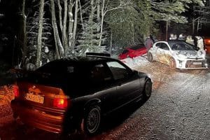 porsche-snow-GR-yaris-2