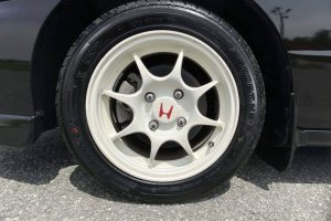 1997-Honda-Integra-Type-R-10