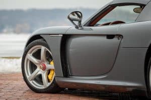2005-Porsche-Carrera-GT-13