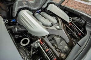 2005-Porsche-Carrera-GT-21